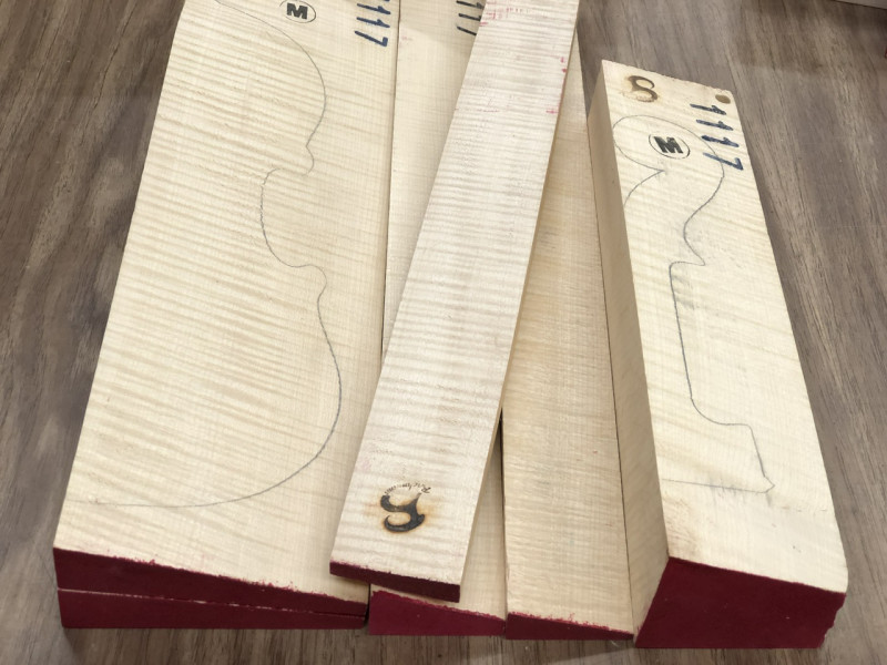 Bachmann Balkan Maple Violin SET